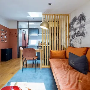 honore-suite-terracotta.hotels-rhonealpes.com/