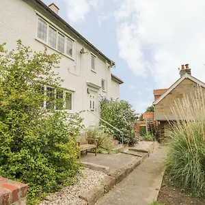 https://stakesby-house-apartment-3.yorkshirehotels.net