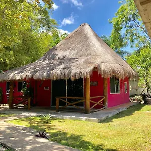 chejum-bungalow.quintano-roohotels.com/