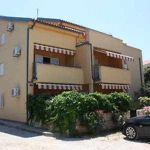 https://apartments-jtv.hotelinzadar.com